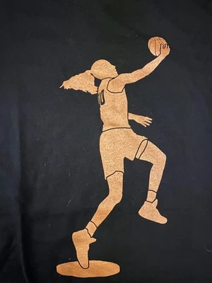 2025 Seattle Storm WNBA T-shirt - Forever Sue Bird Statue Shirt Arena Only - S - Image 1 of 3