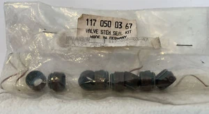 Mercedes-Benz 1170500367 VALVE STEM KIT - Picture 1 of 3