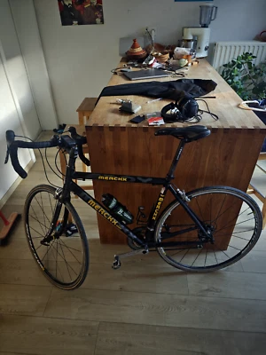 vintage eddy merckx frame with bike - tiagra group - Image 1 of 4