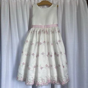 Beautiful Size 6 Cinderella Tag Lined Girls Party Flower Girl Embroidered Dress - Picture 1 of 9