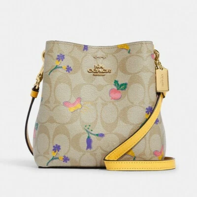 COACH Mini Town Bucket Bag Signature Dreamy Veggie Print Crossbody ~NWT~ C8255 - Изображение 1 из 4