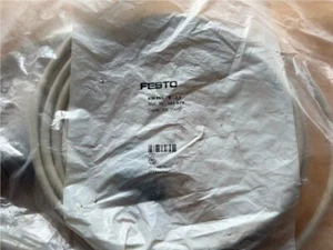1 PIEZA NUEVO Enchufe con Cable 161879 KMPPE-B-2.5 FESTO - Imagen 1 de 2