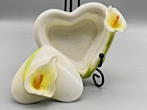 Vintage Graff Porcelain Trinket Box Heart Shaped Arum Lilly Flower Design - Picture 1 of 12