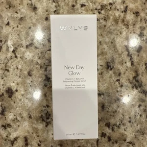 Wylys New Day Glow Vitamin C + Bakuchiol Brighten Serum 1,69 Oz. - Bild 1 von 4