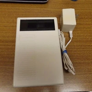 EVEREADY BATTERY CHARGER FOR AA AAA C D 9v BATTERIES #QCC4 & OG Charging Cord - Picture 1 of 10