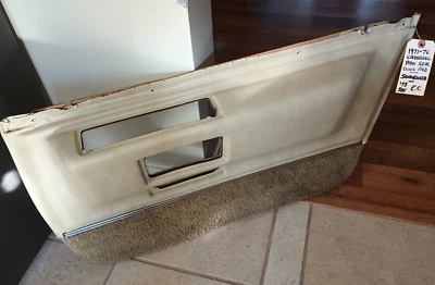 Cadillac Fleetwood Deville 1971-76 SANDALWOOD panel de puerta inferior trasera reposabrazos Foto 1 de 2