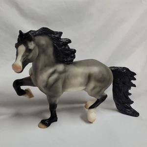 Large 1997 #980 Vintage Breyer Model Silverton Welsh Cob Male Stallion Mint - Picture 1 of 7