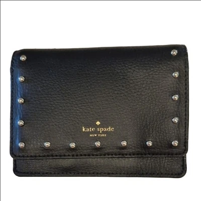 Cartera Kate Spade Dina Sanders de cuero negro con tachuelas plateadas Foto 1 de 4