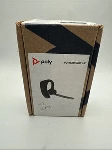 Plantronics (Poly) Voyager 5200 UC Auricolare Bluetooth (206110-102, 7K2F3AA) Nuovo - Foto 1 di 7