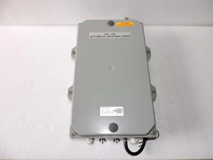 Samyung SAT-100 Automatisch Hochfrequenz Marine Antenne Tuner Einheit S/N - Zdjęcie 1 z 4