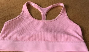 New Without Tags H&M Sports Bralette Bra Non Padded Non Wired Small Size 10 Pink - Foto 1 di 2