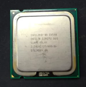Processeur CPU INTEL Pentium Core 2 Duo E4500 2,20Ghz SLA95 Socket 775 - Foto 1 di 1