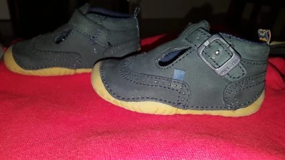 Start Rite 0719 Inglaterra Bebé Niño Gamuza Taupe Nuevo Talla US 4 UK 3H EU19H Foto 1 de 4