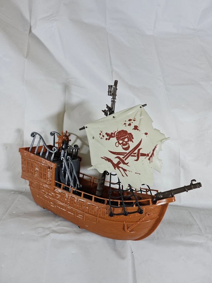 Disney Infinity Piratas del Caribe Barco Pirata Incompleto Juegos DND 🔥 Foto 1 de 4