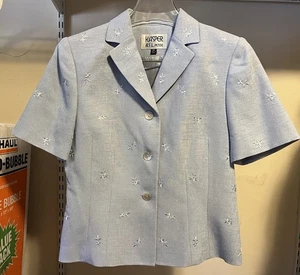 Kasper ASL Petite Top Size 8P Blue Floral Too By In Front Short Sleeve - Picture 1 of 13