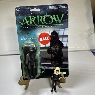 Serie de televisión Reaction Arrow Dark Archer 2015 en tarjeta con canario negro suelto Foto 1 de 4