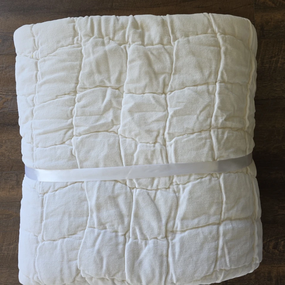 TOTALMENTE NUEVO Edredón Pottery Barn Acogedor Nube Hecho a Mano Completo/Reina Blanco Foto 1 de 4