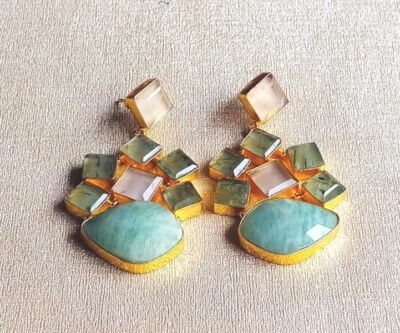 Impresionante Pendiente Colgante Chapado en Oro Variedad de Piedras Semipreciosas Diseñador Foto 1 de 4