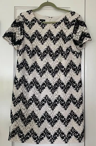 Talbots Black and White Lace Chevron Graphic Print Dress Cap Sleeve US 10 Ivory - Picture 1 of 6