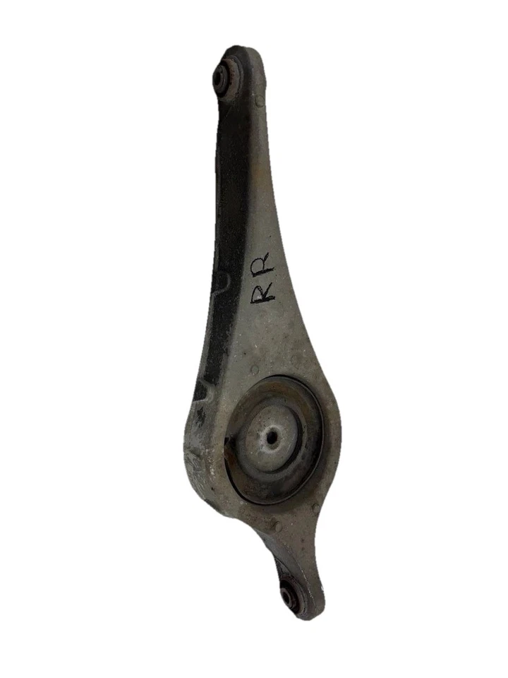 Brazo trasero derecho Volvo V60 2014-2016 usado Foto 1 de 4
