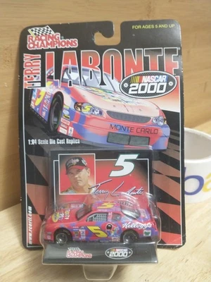 Racing Champions NASCAR 1/64 diecast #5 Kelloggs Fruit Loops Terry Labonte 2000 - Image 1 of 4