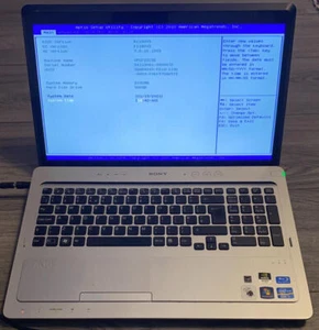 SONY VPC LAPTOP WIN 10 2ND GEN CORE i7 8GB 500GB SSD 16.4" 1080HD - Picture 1 of 5