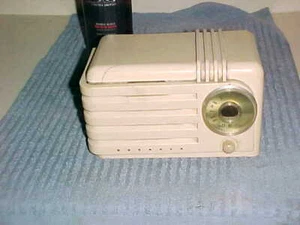 1938 DETROLA SUPER PEE - AVORIO PLASKON MIDGET - RADIO ART DECO RARA - Foto 1 di 9