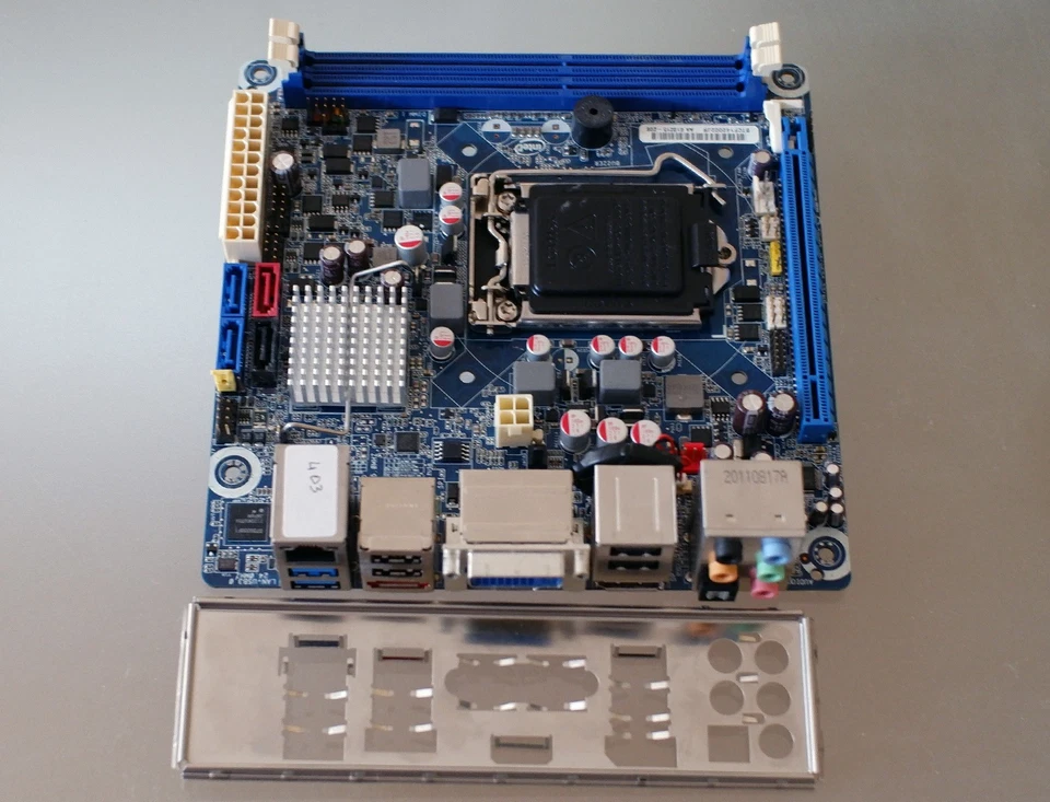 Intel Mini-ITX Mainboard DH67CF * Sockel LGA 1155 * Intel H67 - Bild 1 von 4