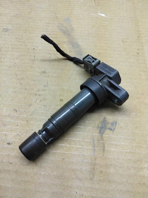 Paquete de bobinas de encendido Kia Hyundai 3,3 L 3,5 L 3,8 L Sedona Sorento K900 OEM 273013C000 Foto 1 de 4