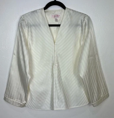 Oscar De La Renta Cream Color Cotton Blend V-neck Pajama Top Size M - Image 1 of 4