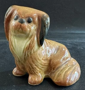 Vintage Australian Darbyshire Pottery Pekingese Figurineš„NOT A PEPPER SHAKERš„ - Picture 1 of 3