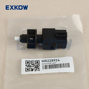 Stop Lamp Switch for Mitsubishi Pajero IO Colt Magna Verada Nimbus MR228924 - Picture 1 of 9