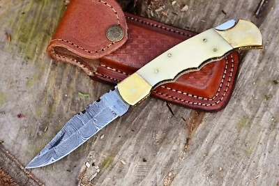 Custom Made Hand Forged Damascus Steel Folding Blade Pocket Knife BackLock 945 - Image 1 of 4