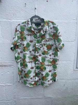 Vintage 90s Free Planet Hawaiian Shirt With Pineapple Design, Large  - Image 1 of 4