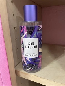 Victoria's Secret PINK Iced Blossom body mist splash 8.4 fl oz Lychee water - Picture 1 of 2