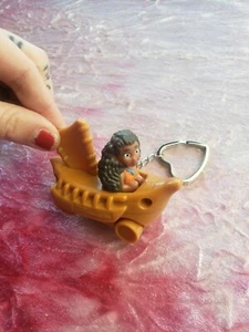 Disney Princess Moana Rolling Boat Keychain Cute Kids Movie New - Picture 1 of 8