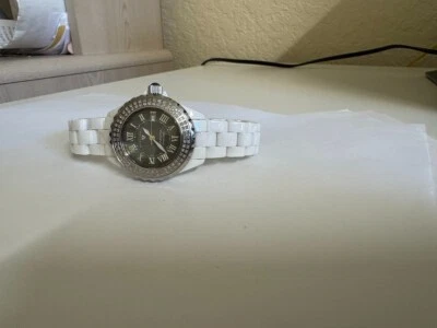 女士 Swiss Legend Karamica 钻石表圈白色陶瓷手表 34 毫米 — 第 1/4 张图片