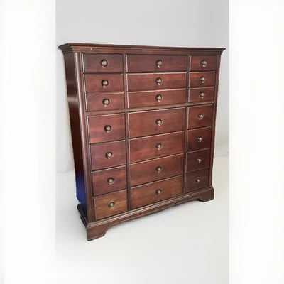 Juego de dormitorio 4 piezas - Queen - Stanley - Circa 2000 - Cereza - Cama trineo - En muy buen estado+ Foto 1 de 4