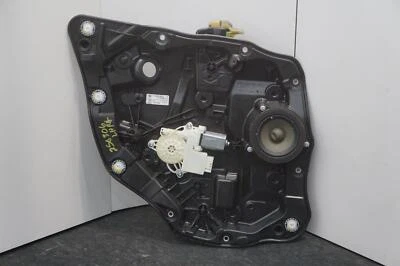 Оригинальный двигатель регулятора заднего левого окна двери 51358498855 BMW M340I Xdrive G20 20-24 - Изображение 1 из 4