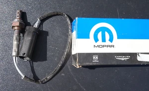 New Mopar 1995-98 Chrysler Stratus Cirrus 2.5L O2 Oxygen Sensor 4606067 Genuine - Picture 1 of 5