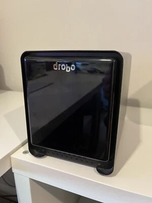 Drobo-5D (sin montaje) con unidades Western Digital Red de 5-3 TB (15 TB en total) Foto 1 de 3