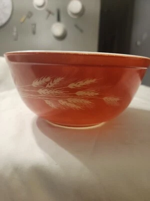 PYREX Autumn Harvest Wheat Pattern Nesting Mixing Bowl #403, 2.5 Quarts Vintage - Image 1 of 3