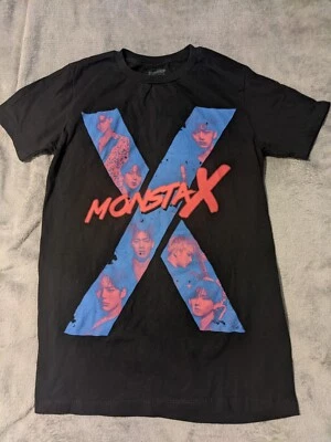 Camiseta MONSTA X negra/rosa neón con logotipo KPop Foto 1 de 4
