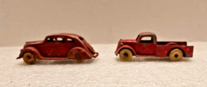 Tootsietoy No. 0118 Desoto Airflow und Nr. 0121 1936 Ford Pickup - Bild 1 von 6