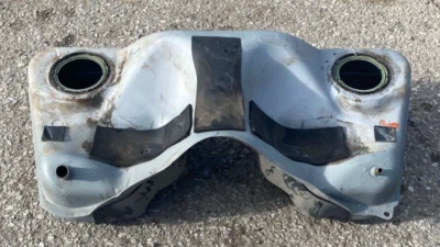 2007 Ford Mustang GT Fuel Gas Tank Assembly 05/10 - Image 1 of 4