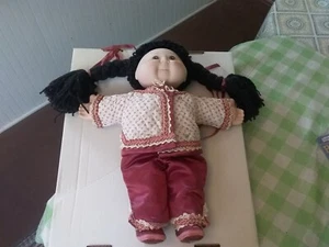 VINTAGE 1986 PORCELAIN FACE BRUNETTE CABBAGE PATCH DOLL XAVIER ROBERTS - Picture 1 of 18