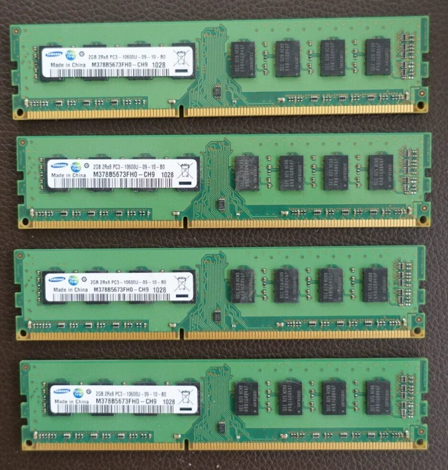 DIMM SDRAM 8GB (4x2GB) Samsung 2Rx8 PC3-10600U-09-10-B0 DDR3-1333 Foto 1 de 2