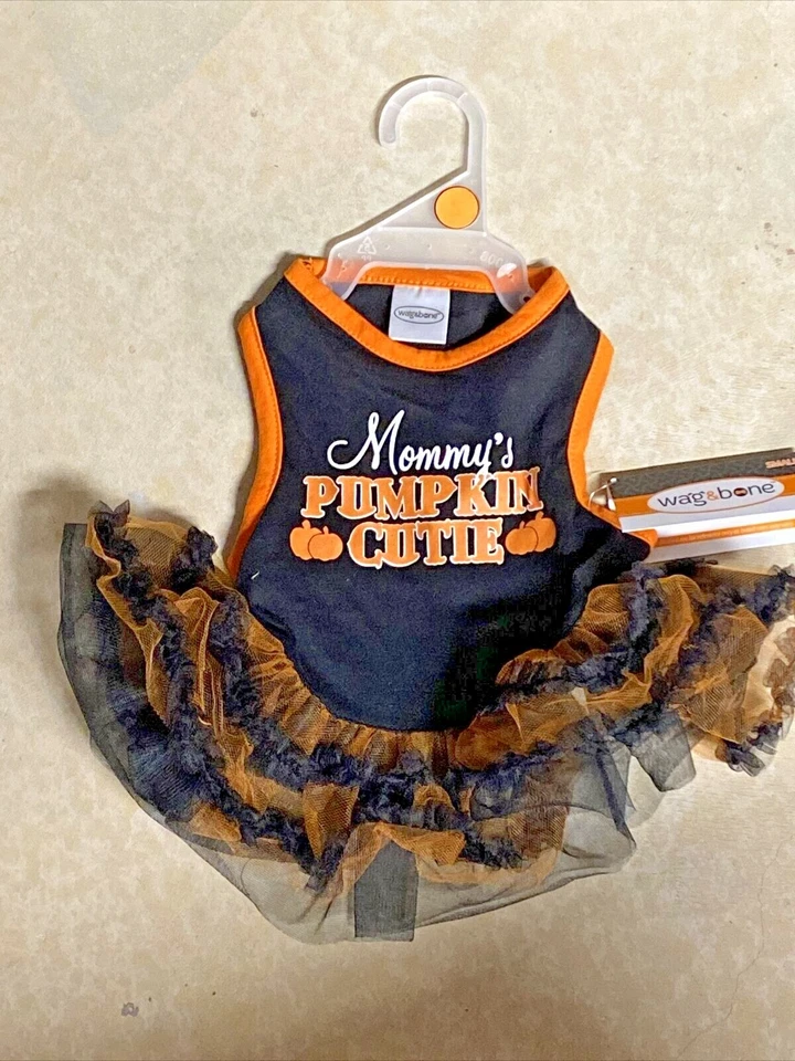 VESTIDO WAG-A-TUDE Halloween Negro "MOMMY'S PUMPKIN CUTIE" Cachorro/Perro pequeño Foto 1 de 1