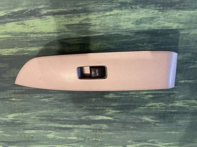 Interruptor de control de ventana de puerta trasera izquierda Lexus RX330 07-09 RX350 2004-06 74280-0E010 Foto 1 de 2