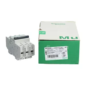 Schneider Electric M9F53330 Miniature Circuit Breaker - 3P New NFP (4pcs) - Picture 1 of 11